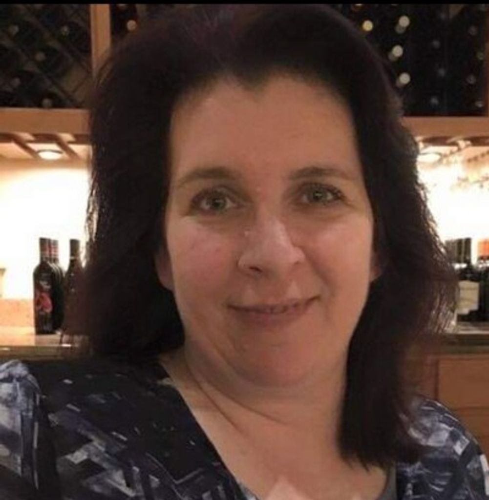 Laurie Saxon Profile Photo