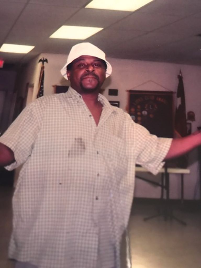 Clovis Franshaw Profile Photo