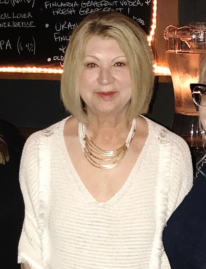 Suzanne Wenzel Mccarty