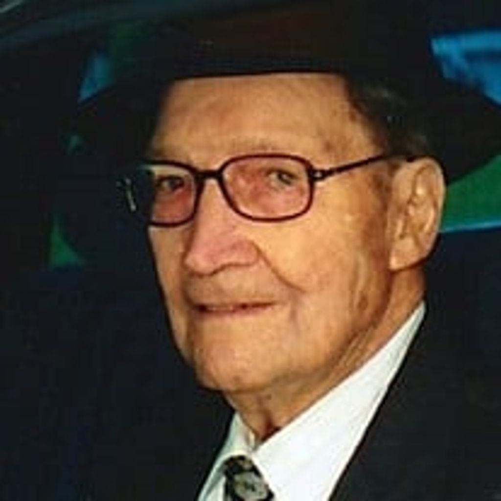 Leonard Douglas Thompson