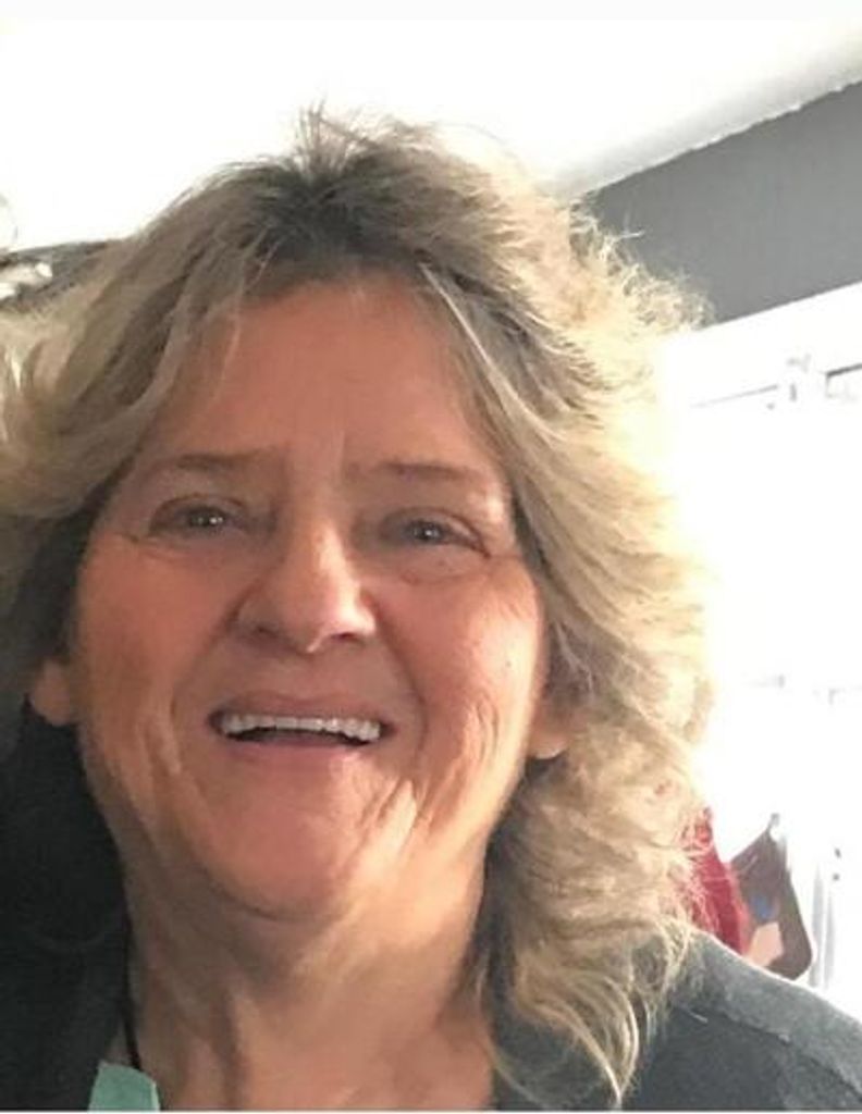 Anna Lee Halcomb Profile Photo
