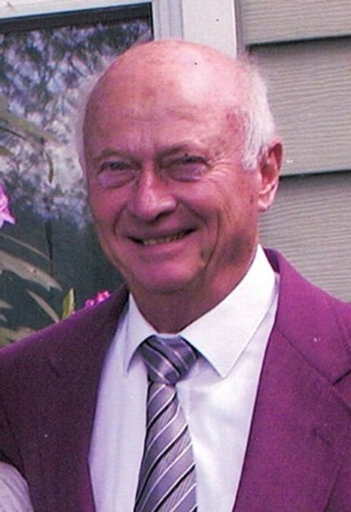 Charles Richard "Rich" Hollenbach Profile Photo