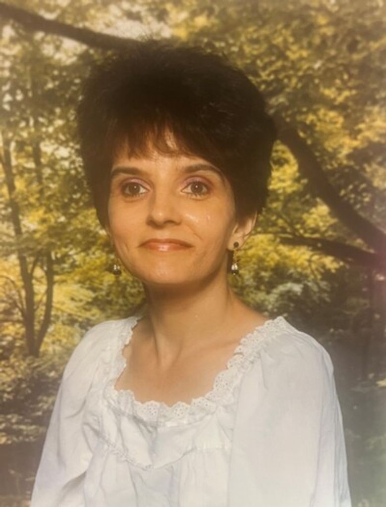 Gladys Faye Lively Profile Photo