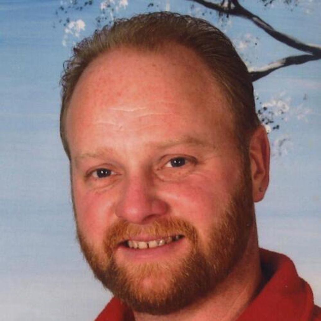 Chris Edward Thaxton Profile Photo