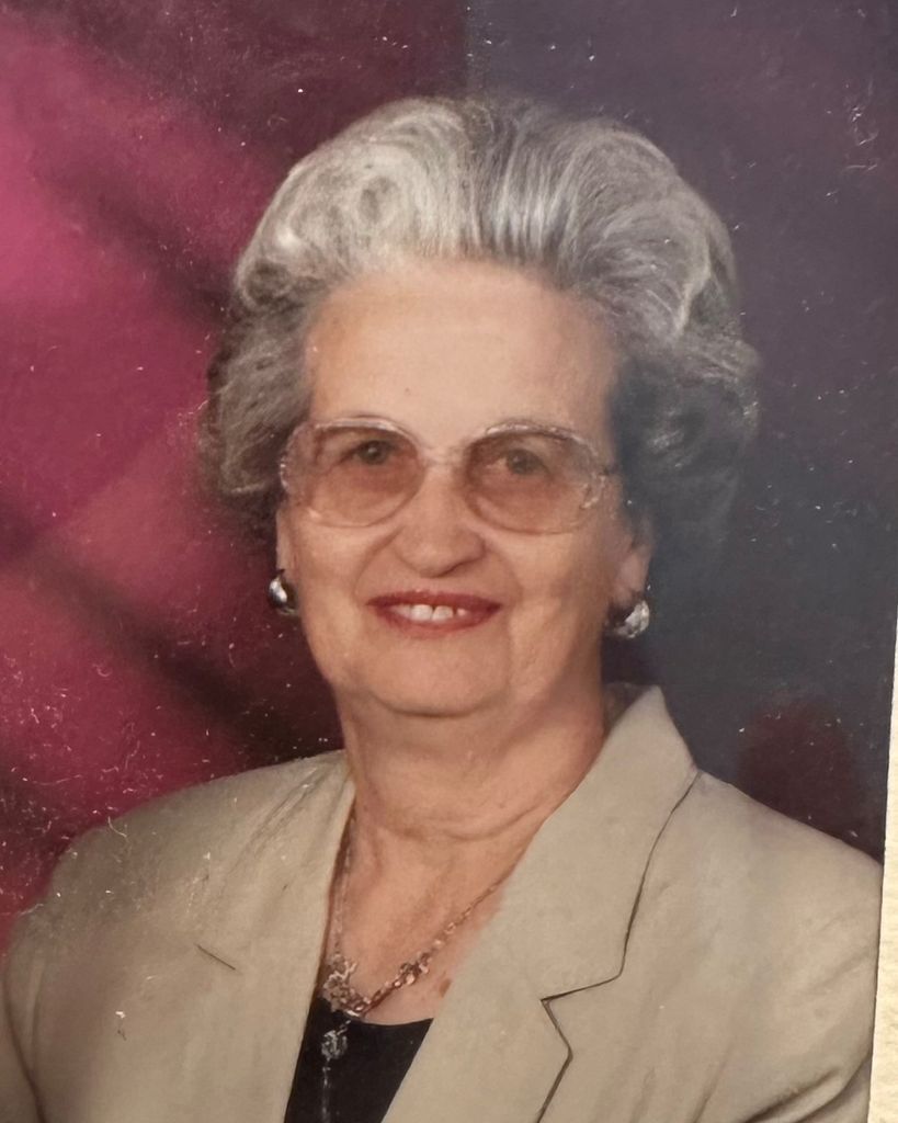 Nina Hawks Lawrence Profile Photo