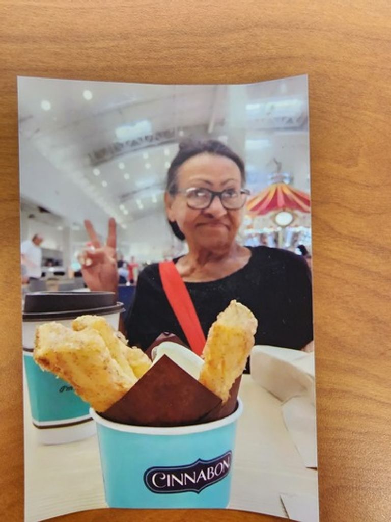 Cora Ruiz Profile Photo