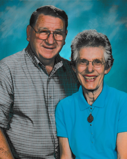 Bonnie and Richard Thomas's obituary image