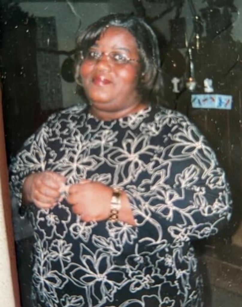 Lorraine Bowen Profile Photo