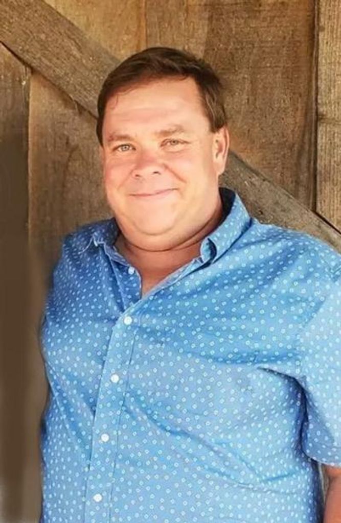 Travis R. Hughes Profile Photo