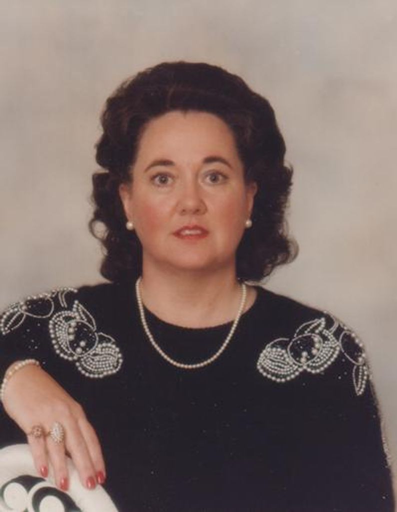 Peggy Roberts Good Profile Photo