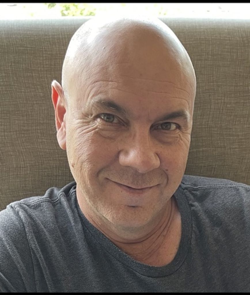 Bruce Wayne Purdom Profile Photo