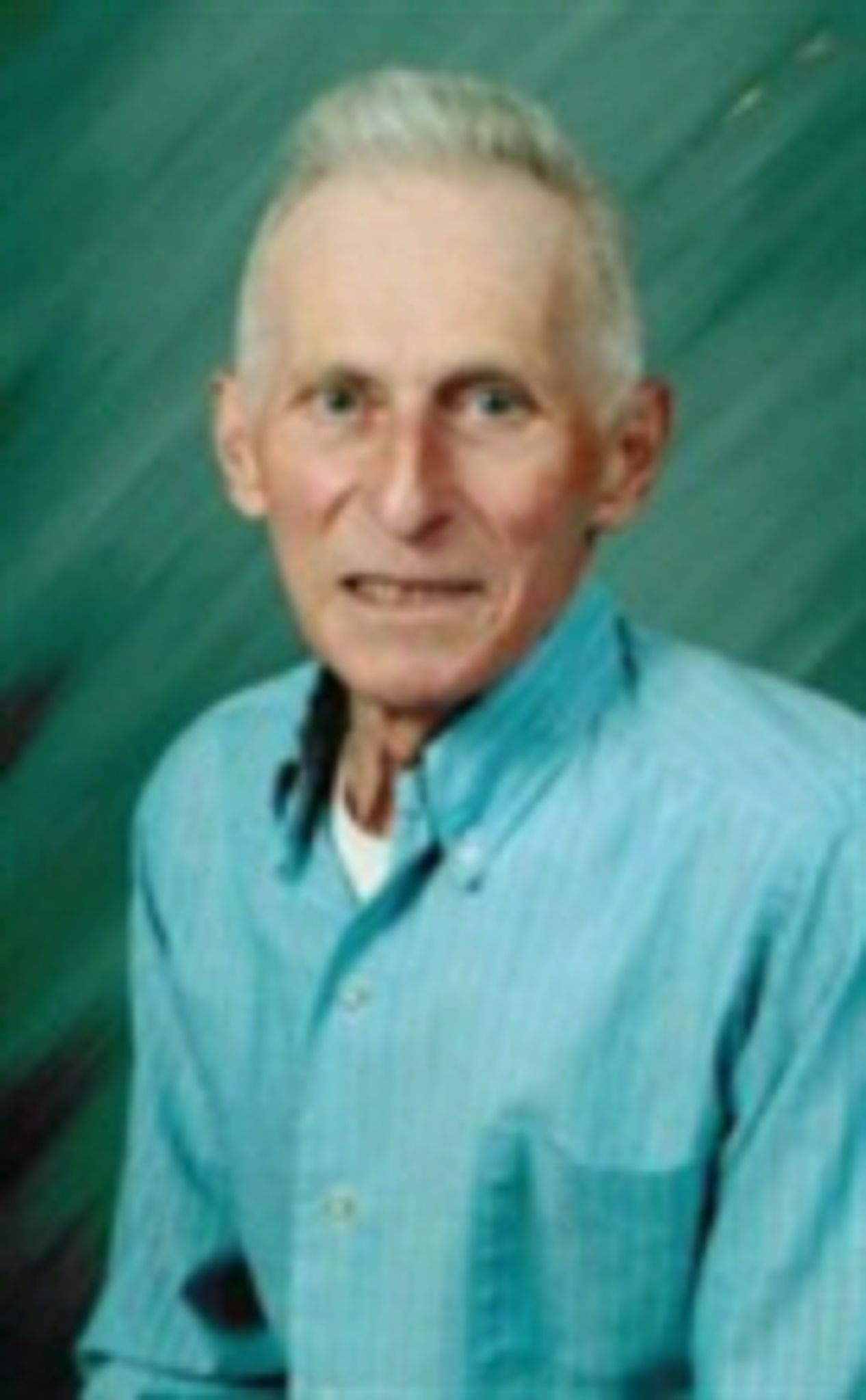 Raymond D. Hiester photo gallery image 1 of 2
