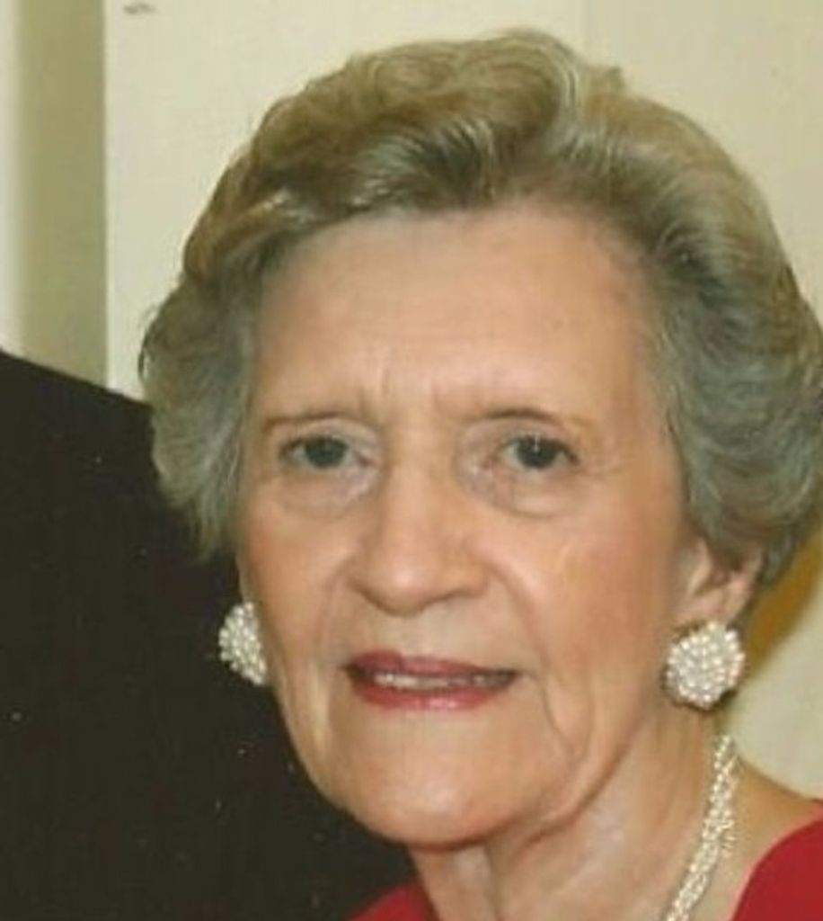 Linda  Farrell Holmes