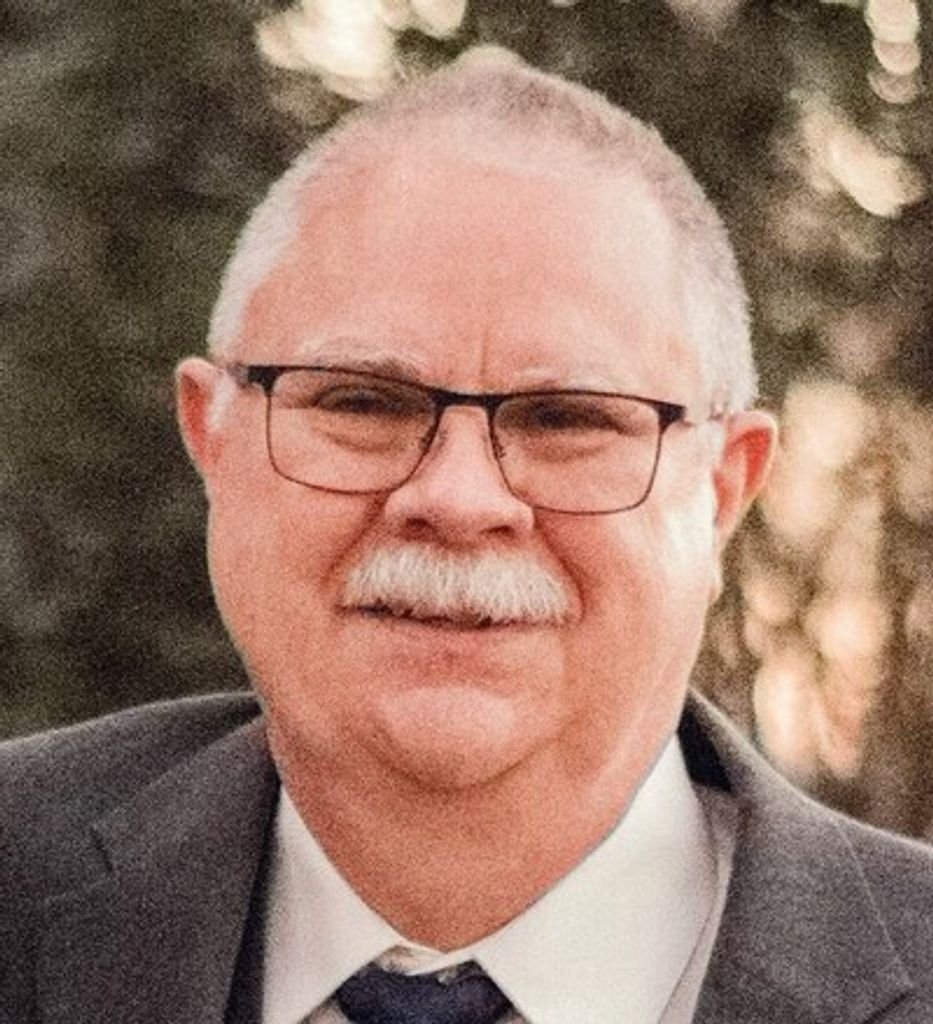 Dennis Snellgrove Profile Photo