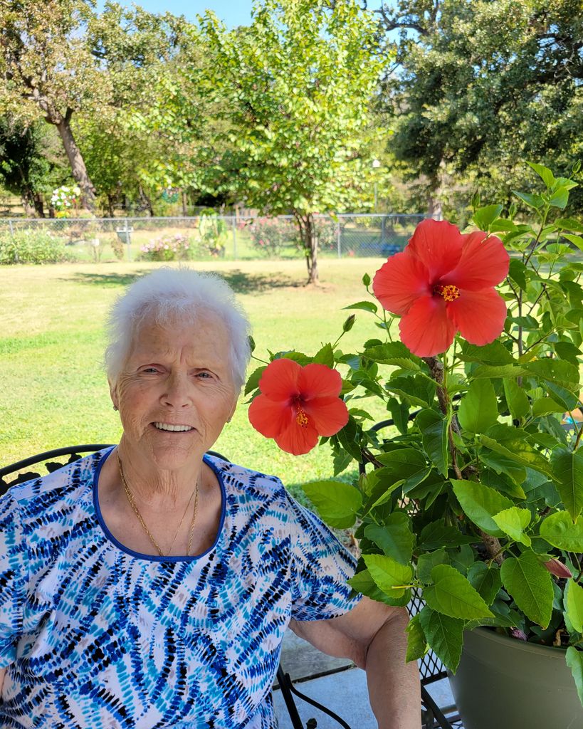 Delores "Dee" Woods Profile Photo