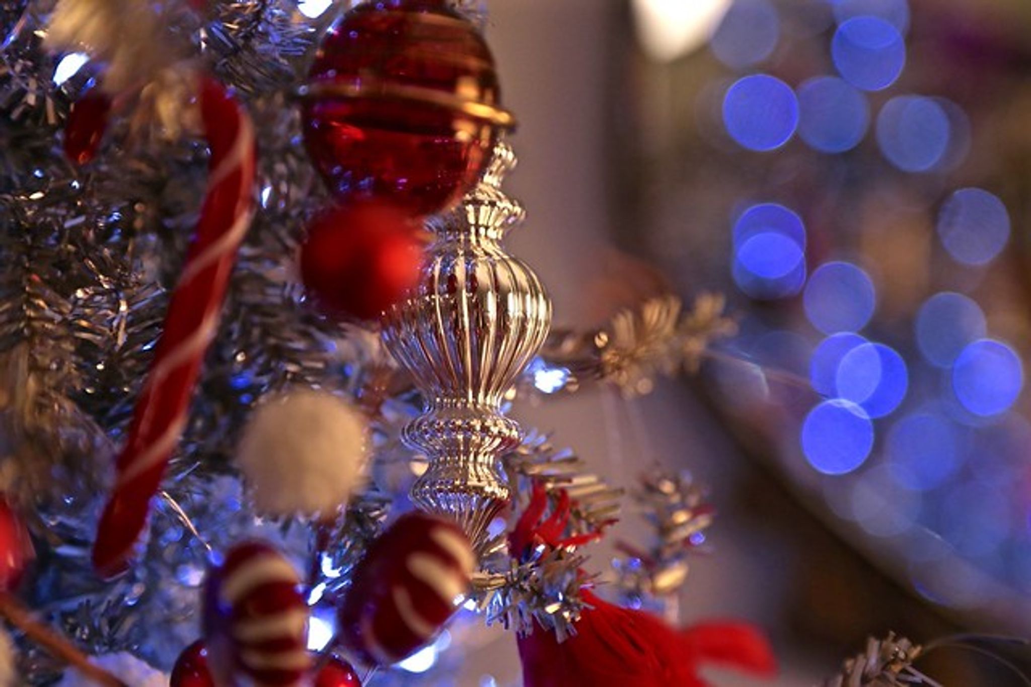 Cover for MILDRED H. "SUE" LINDHORST's Obituary