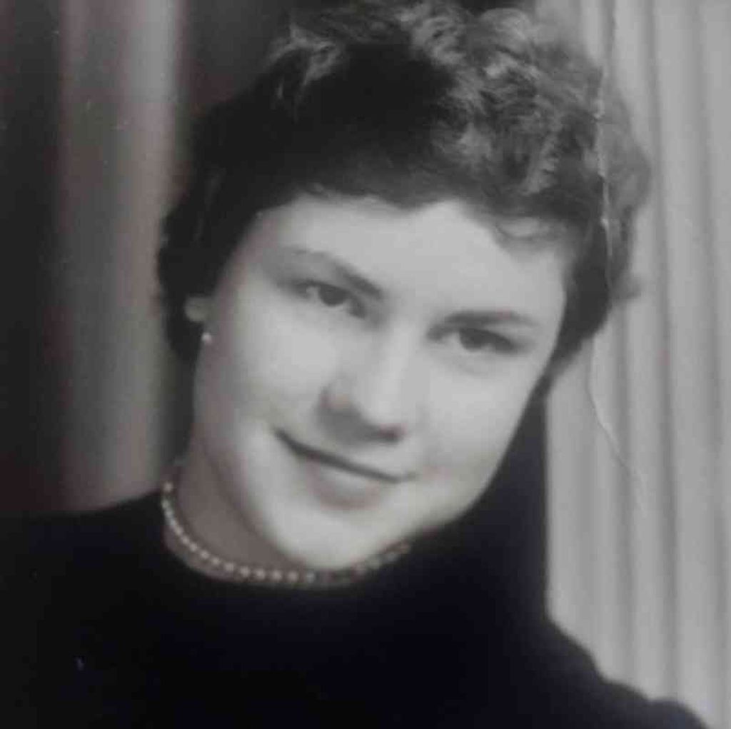 Mary Elizabeth Seufert Profile Photo