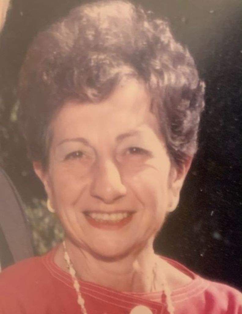 Evelyn Defillipps Profile Photo