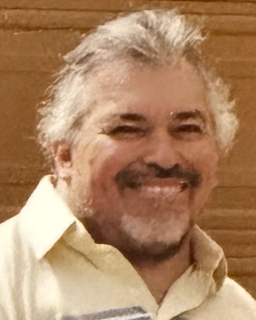Carlos L. Morales Profile Photo