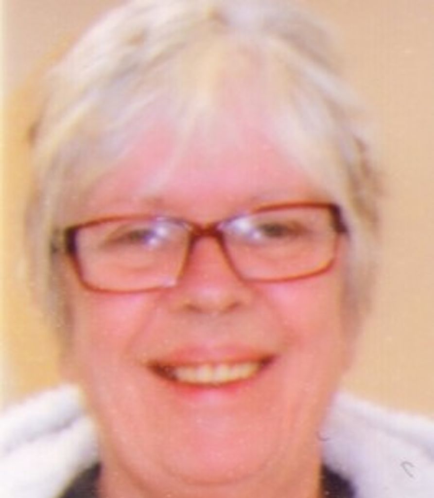 Mary Hesek Profile Photo