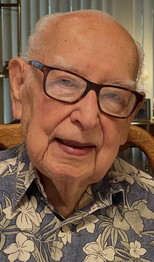 Buz Solis Profile Photo