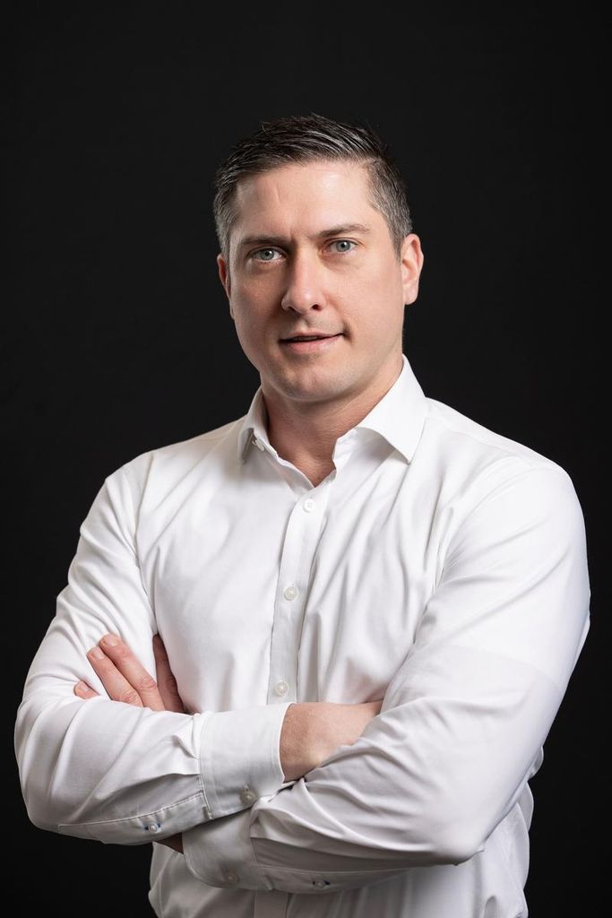 Robert William Yagesh, Jr. Profile Photo