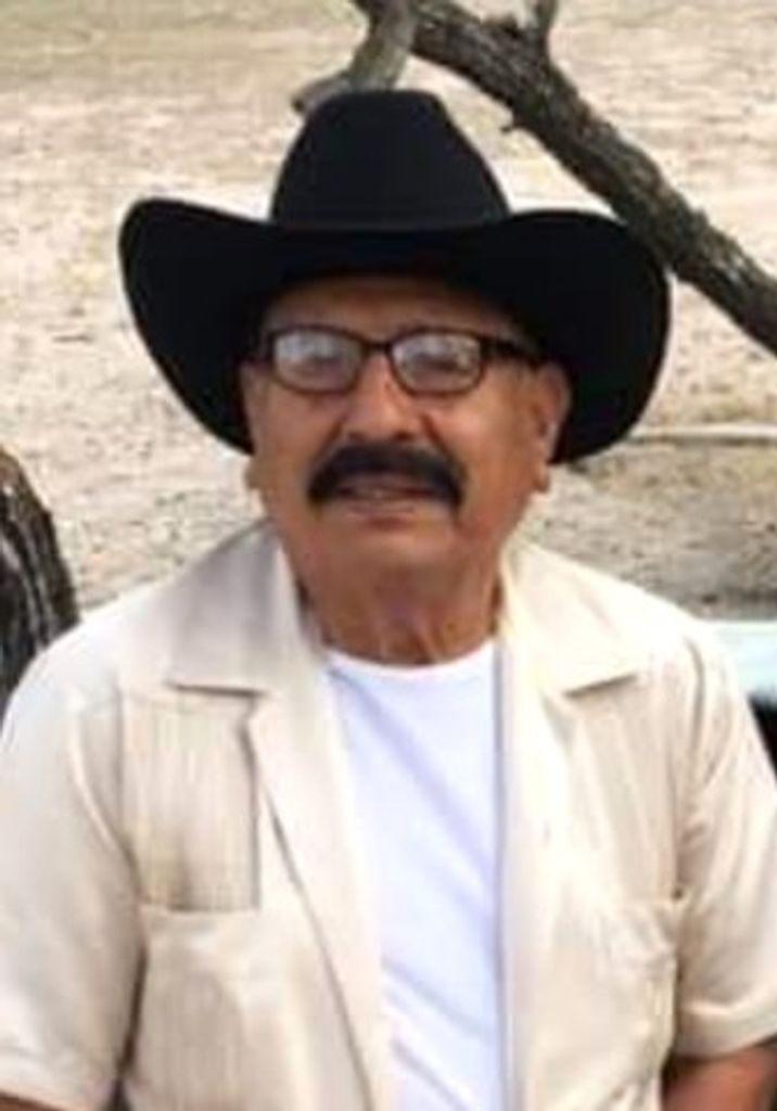 Lazaro Patlan De La Rosa
