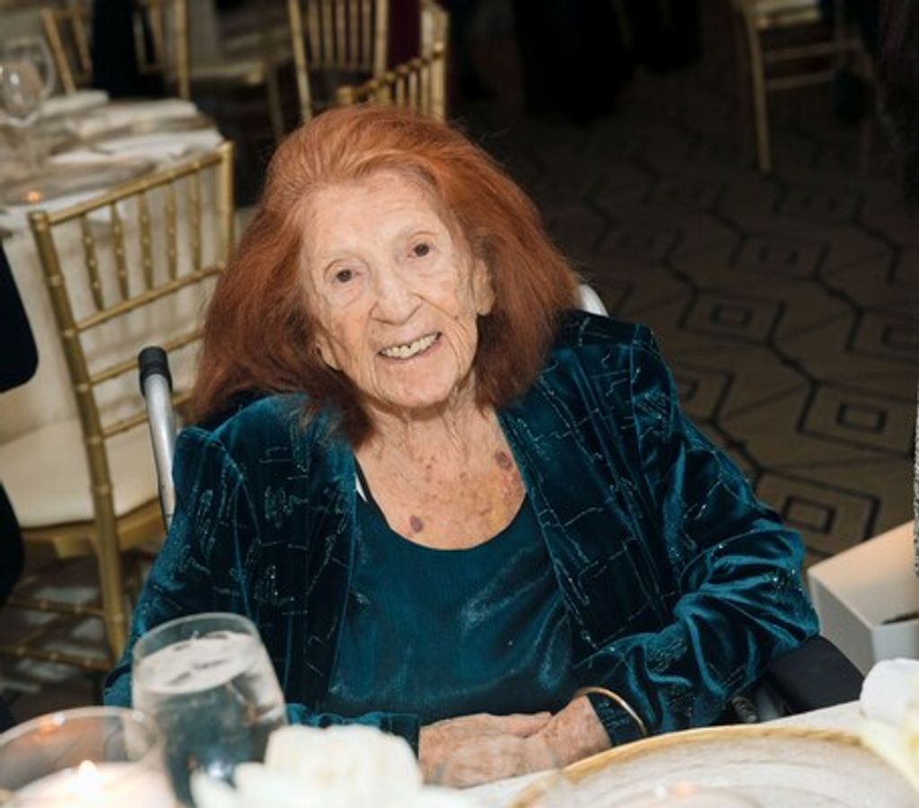 Florence Hecht Profile Photo