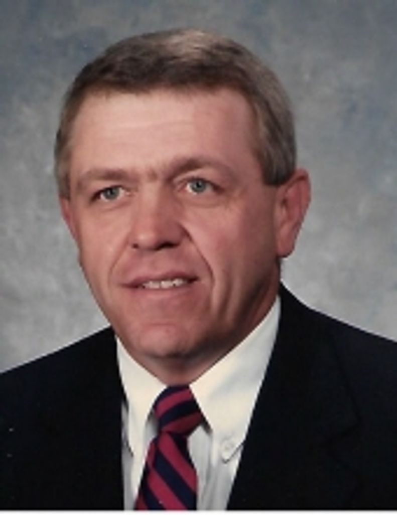 Benjamin "Ben" Hibbs
