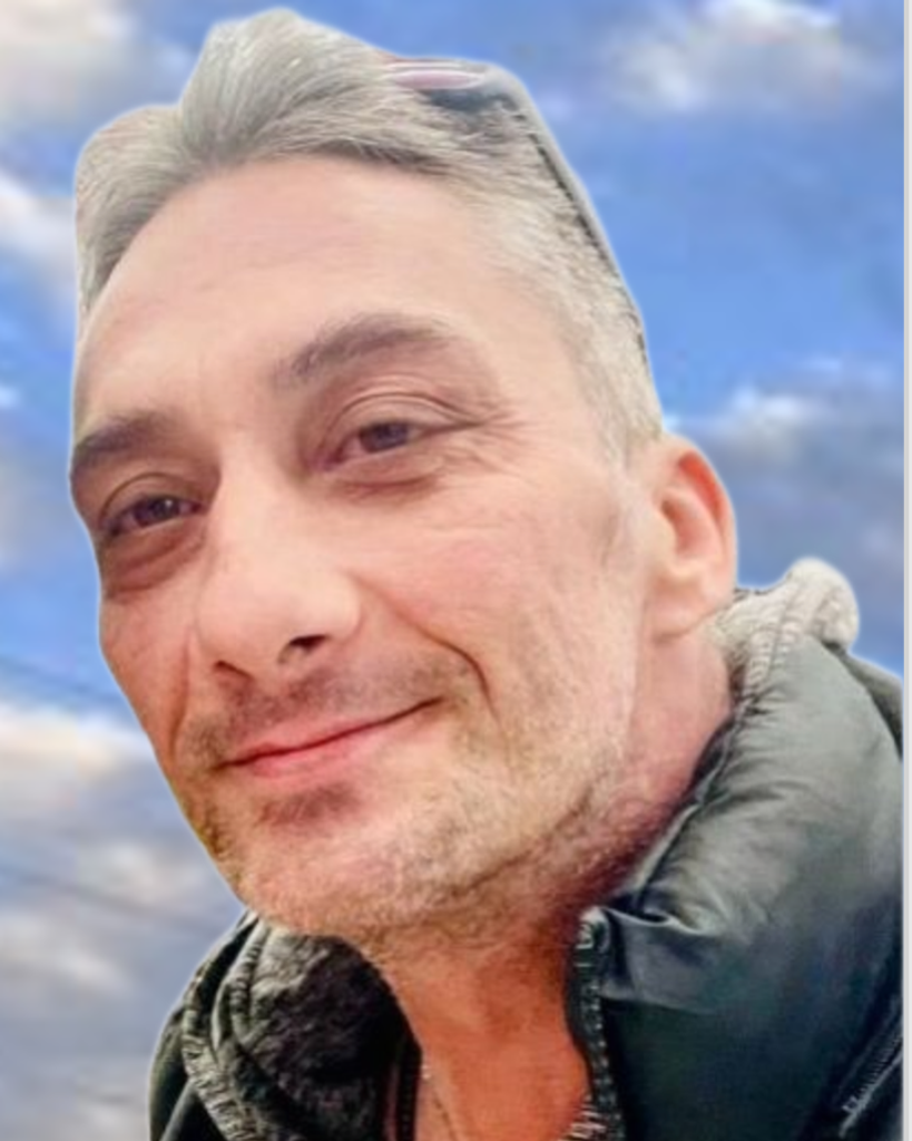 Jason L McRoberts