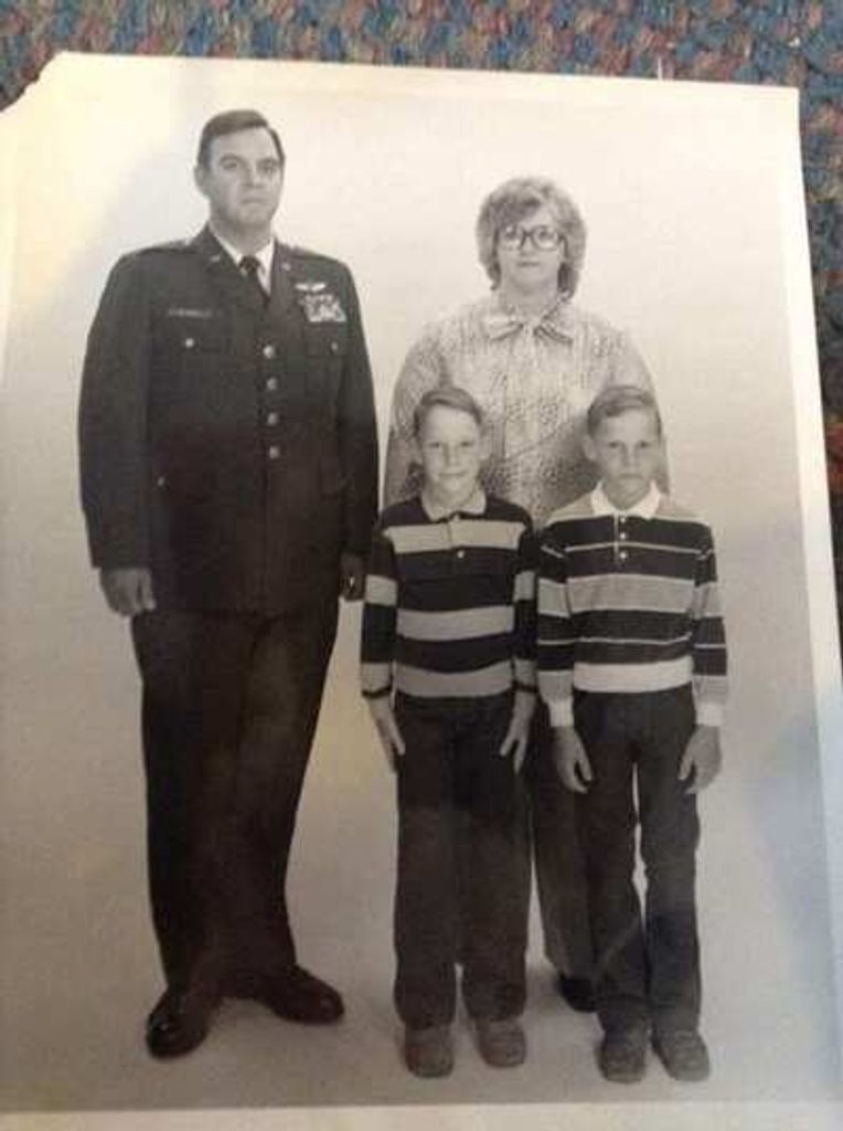 Mjr Leonard J. De Groot