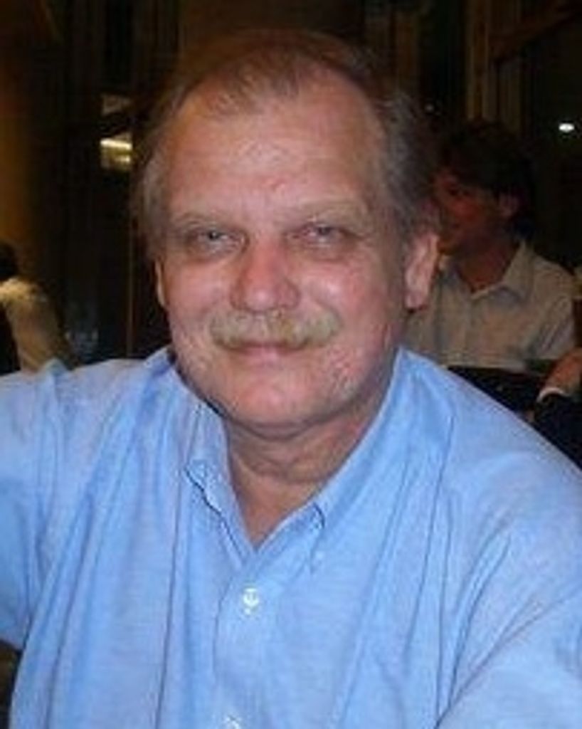 Richard John Senosiain Profile Photo