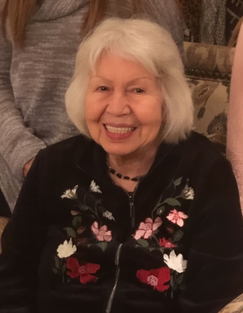 Connie Arriaza Profile Photo