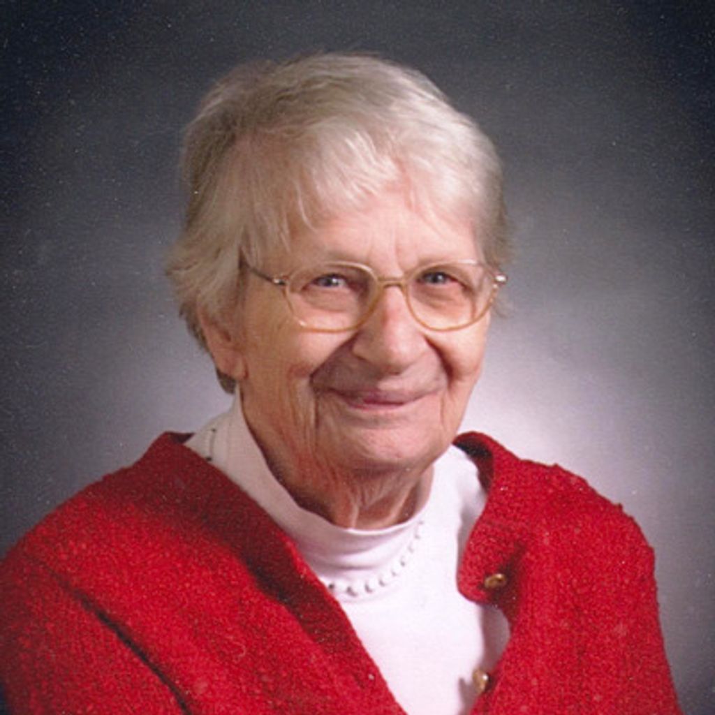 Evelyn "Lynn" Devereaux Profile Photo