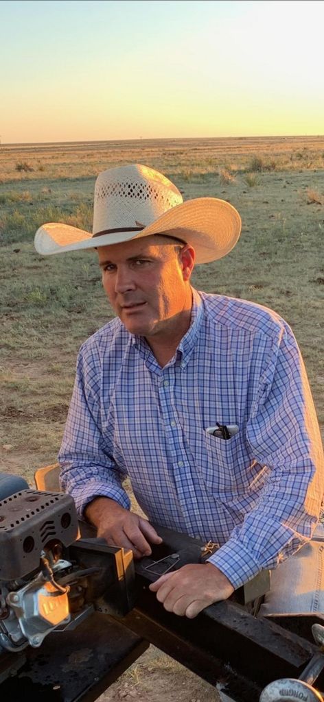 Clay Crisp Profile Photo