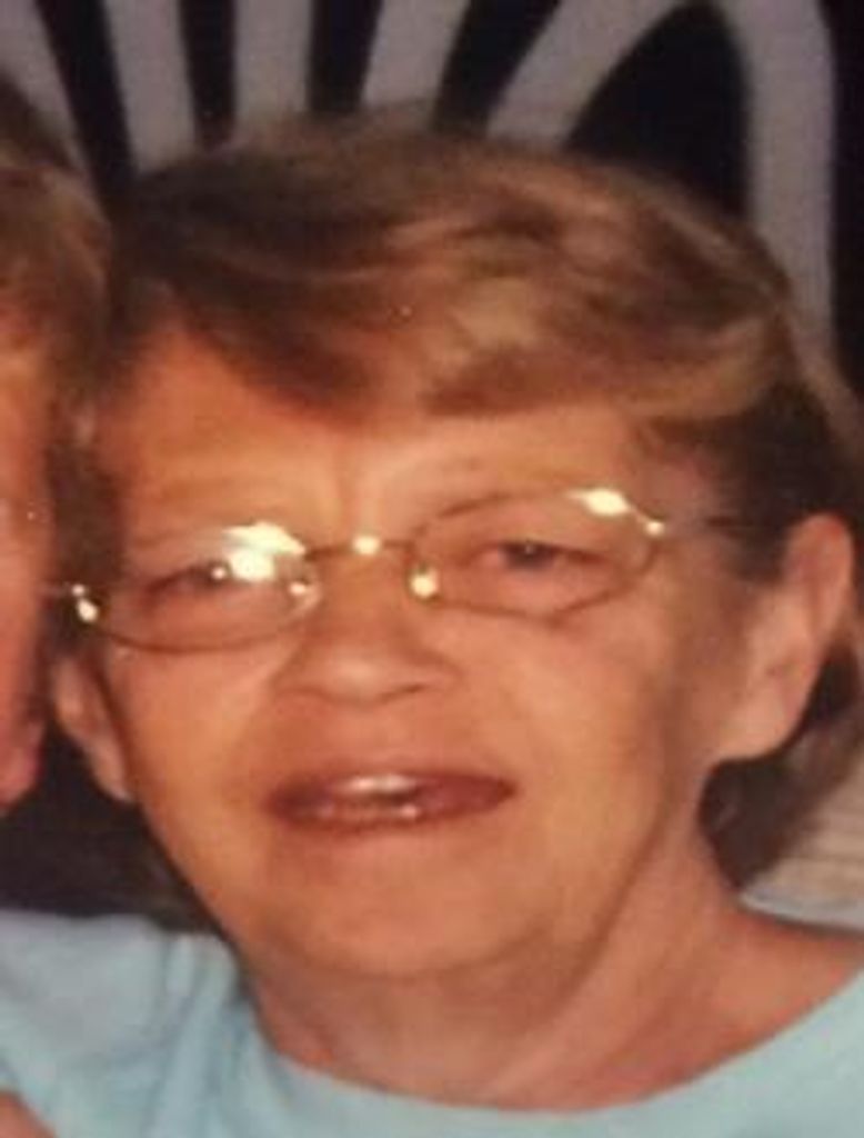 Joan Desilva (Walker) Profile Photo