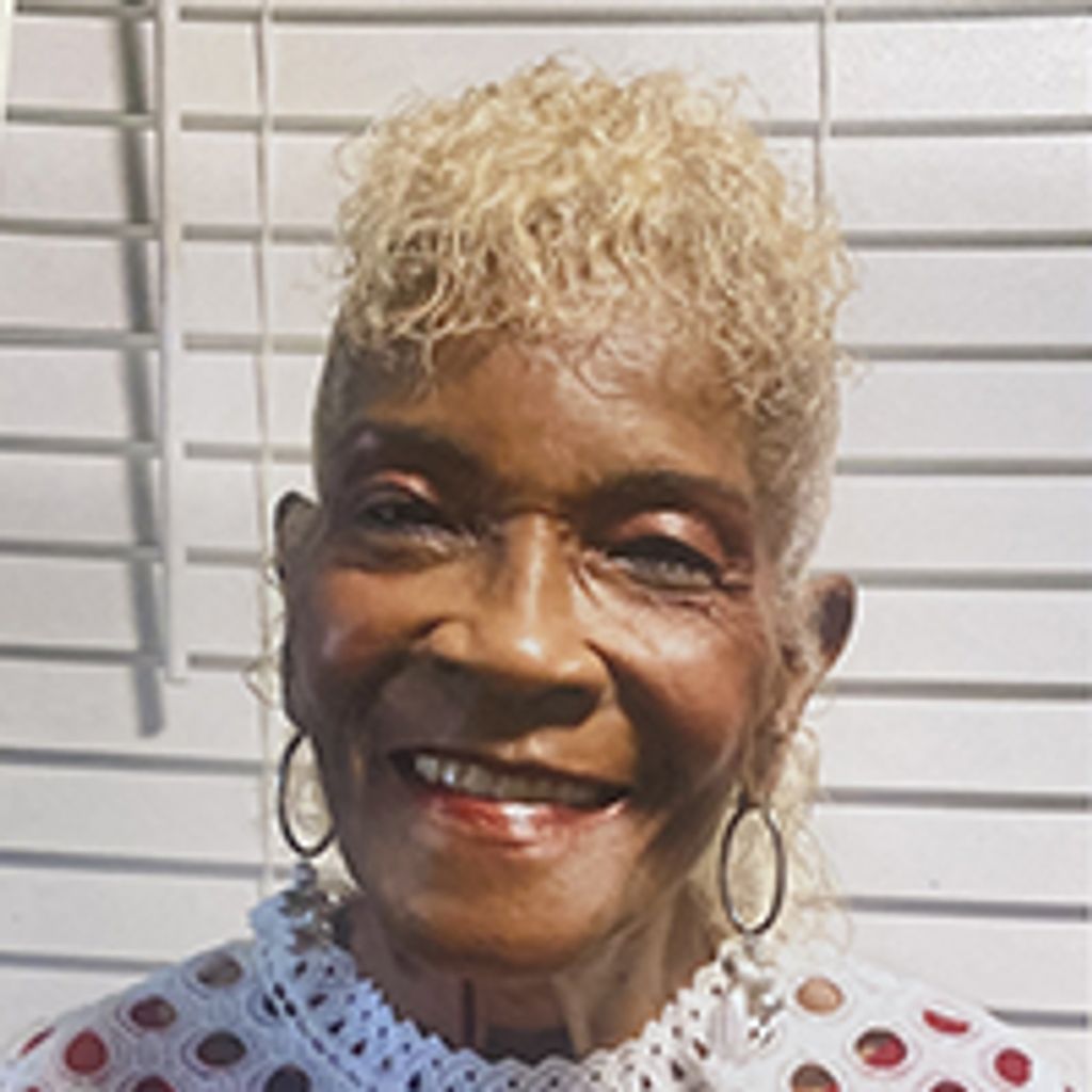 Ms. Minnie Davis Profile Photo