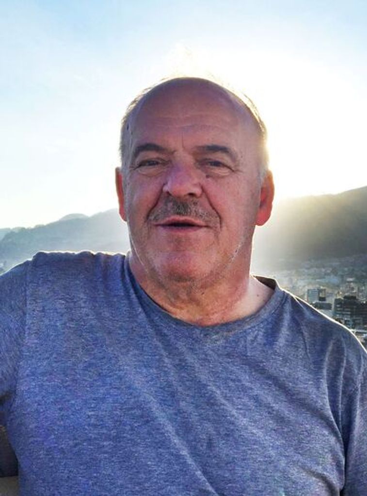 Dennis Woodrow Hillier Profile Photo