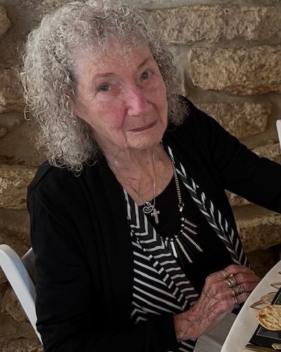 Nellie May Bonjour Profile Photo