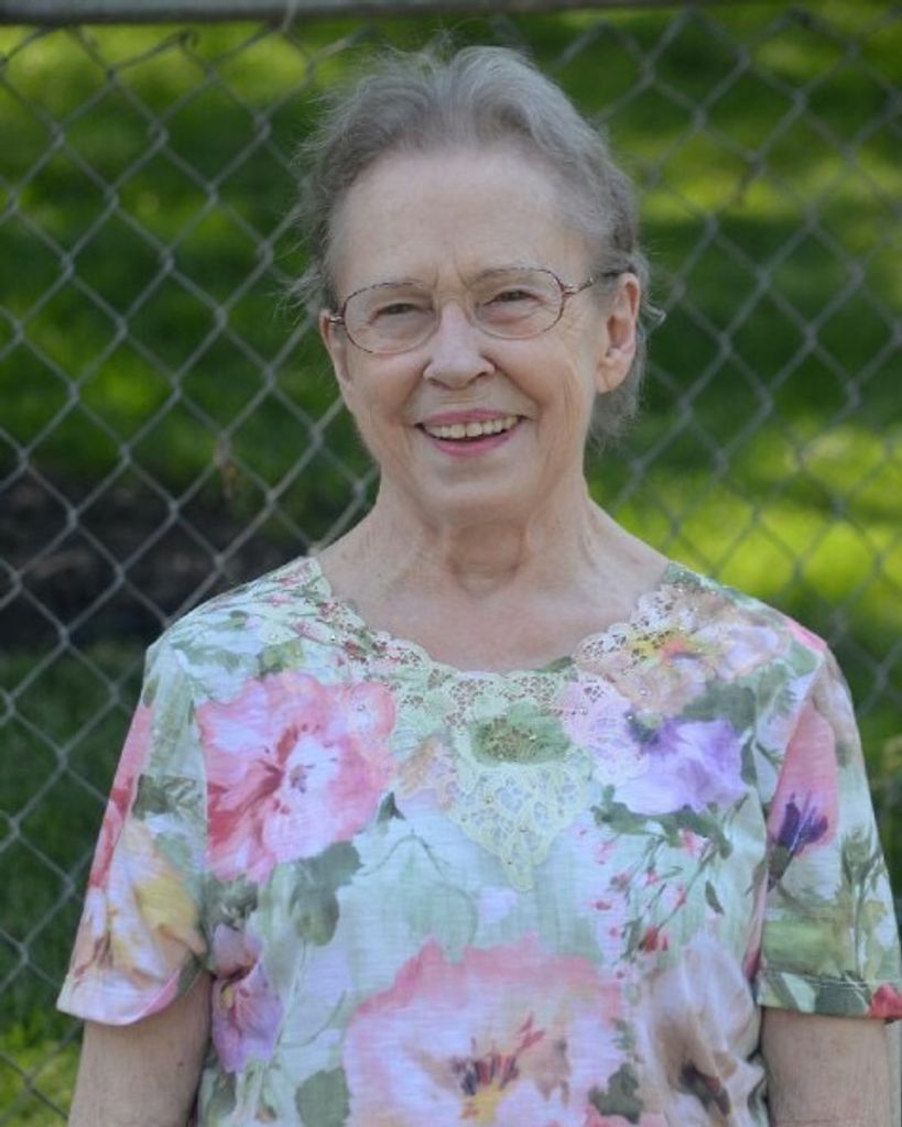 Julie M Epperly Profile Photo