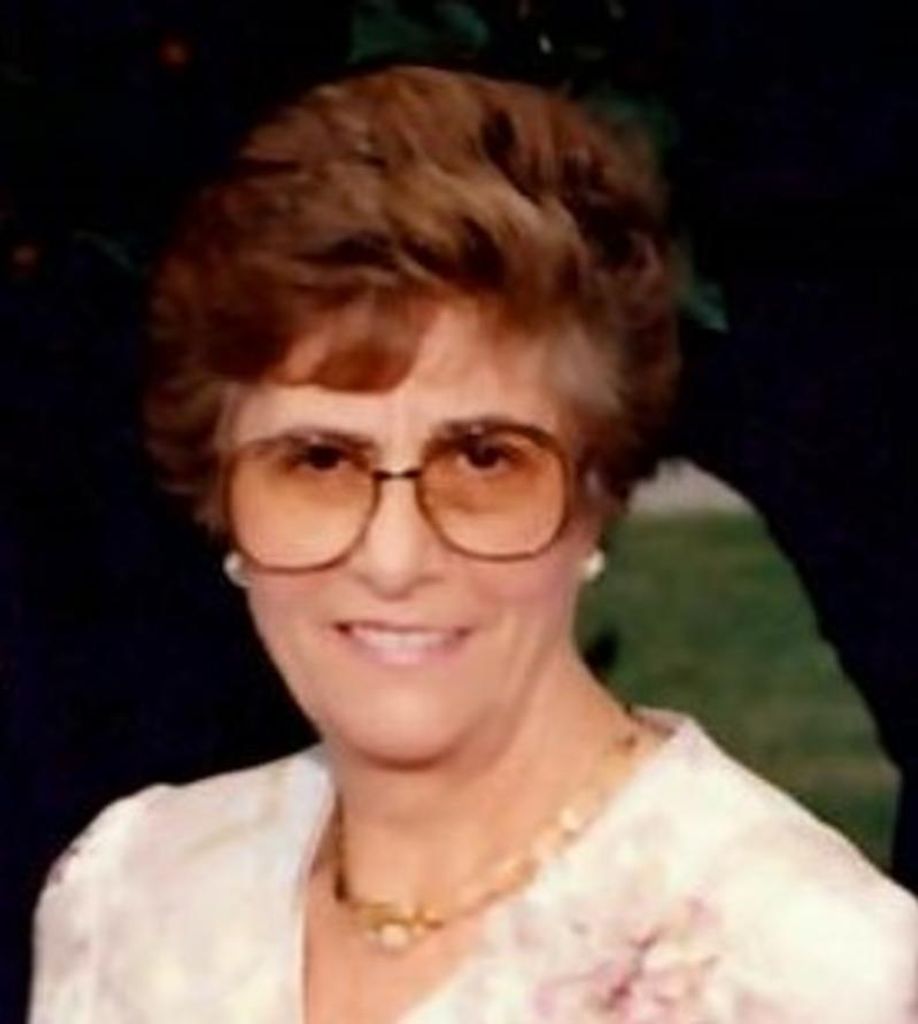 Enza Valenti Profile Photo