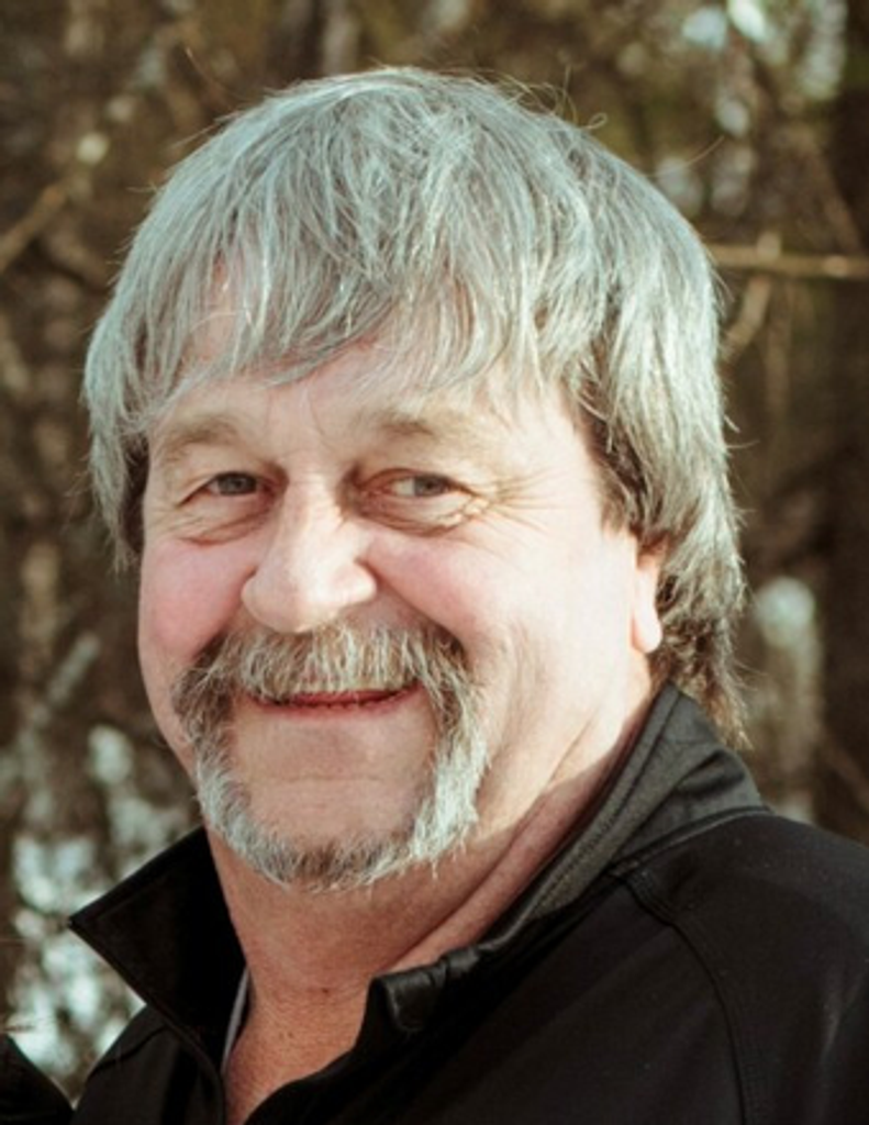 Michael Wayne Locke Profile Photo