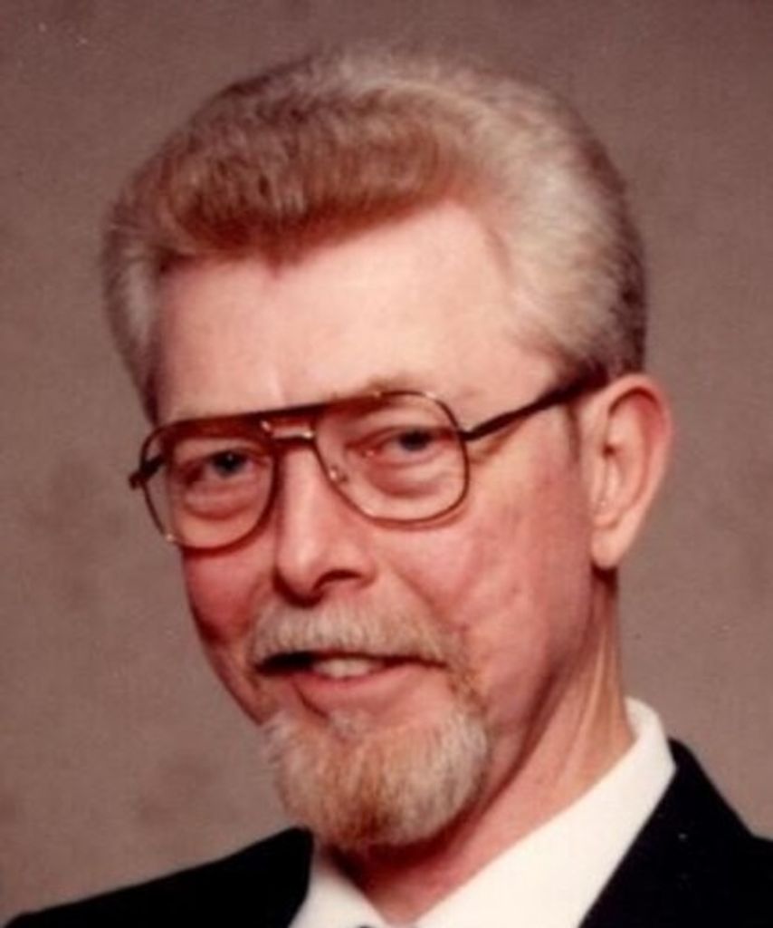 Bruce William Smith