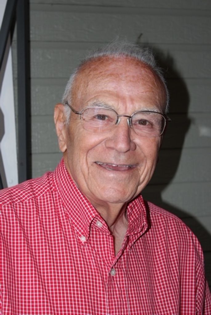Vernon Dusek
