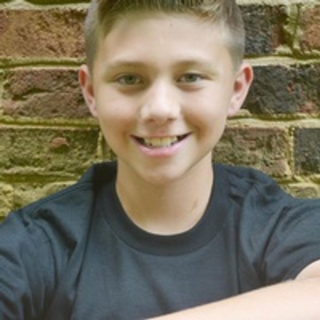 Dylan Alan Thomas Profile Photo