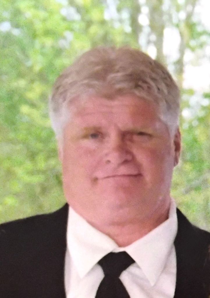 Michael Ray Bossom Profile Photo