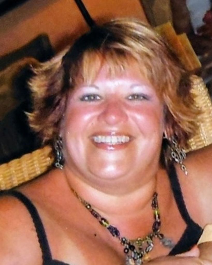 Robin Marie Pond Profile Photo