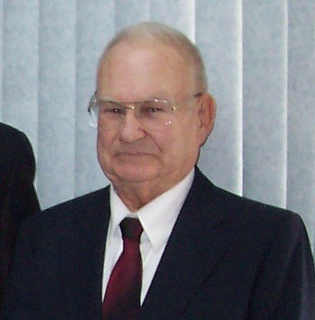Walter L Easton, Jr.
