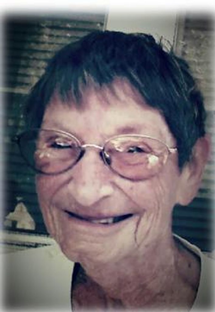 Julia "Judy" (Harper) Geisdorf