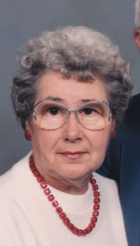 Juanita Plain Reynolds Profile Photo